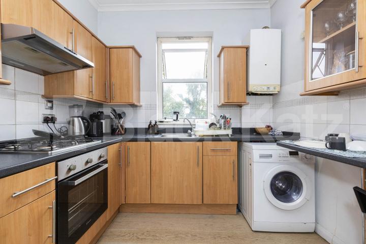 Brilliantly located  2 bedroom property in a vibrant area in Dalston Dalston Lane, Dalston